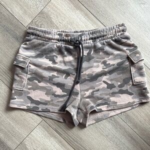 Ardene Tan and Gray Cargo Shorts Relaxed Fit MM150